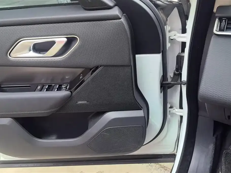 Land Rover Velar 2021 из CN, фото 4