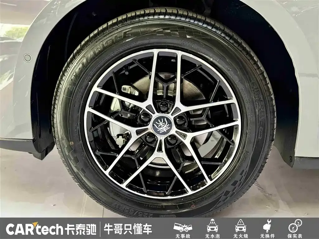 BYD Qin L 2026 из CN, фото 3