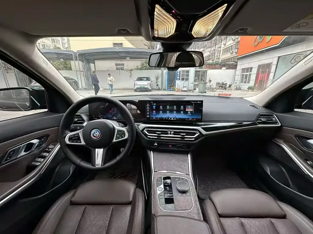 BMW i3 — фото 7