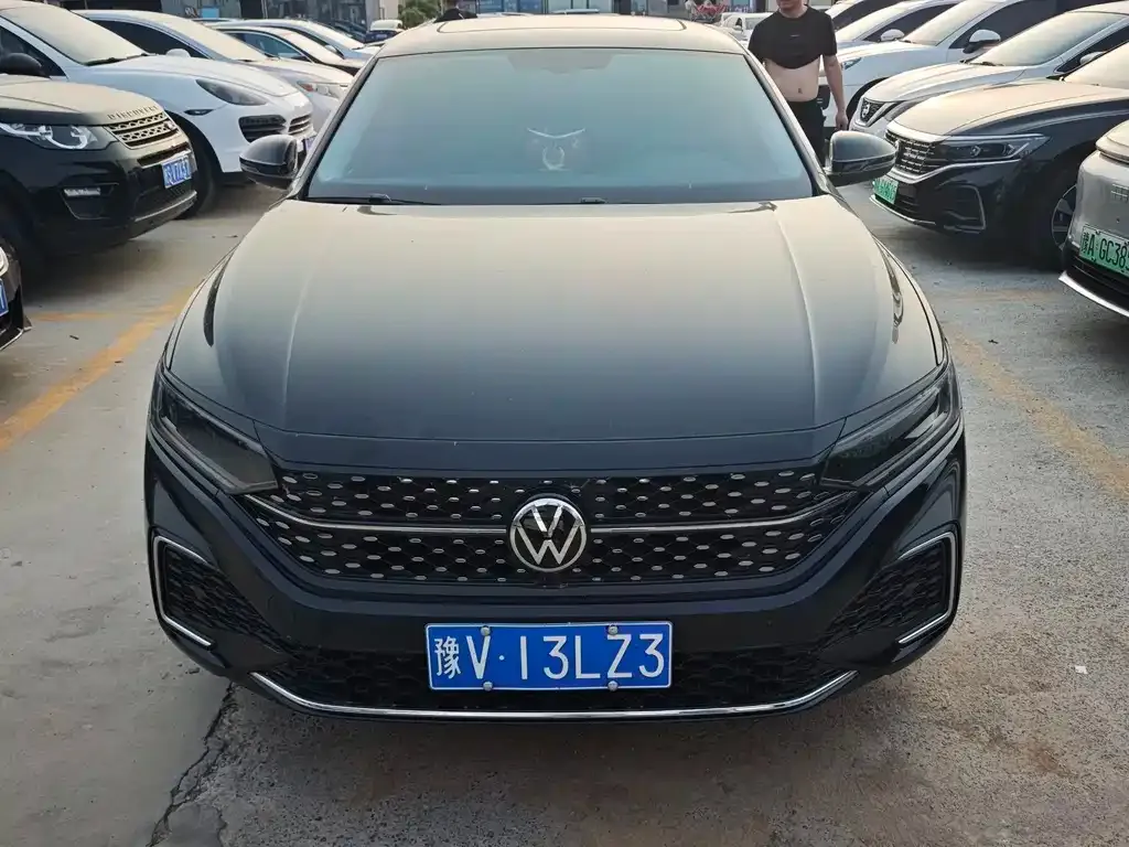 Volkswagen Passat — фото 4
