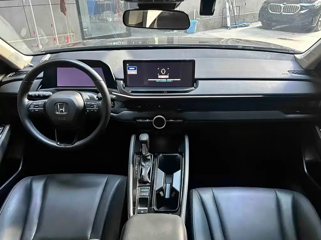 Honda Accord — фото 3