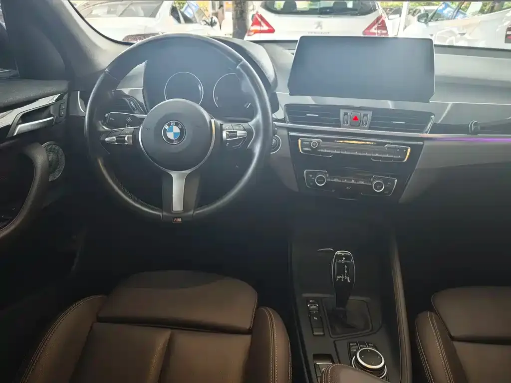 BMW X1 — фото 2