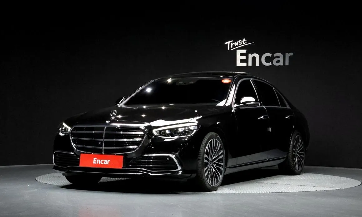 Mercedes-Benz S-Class — фото 1