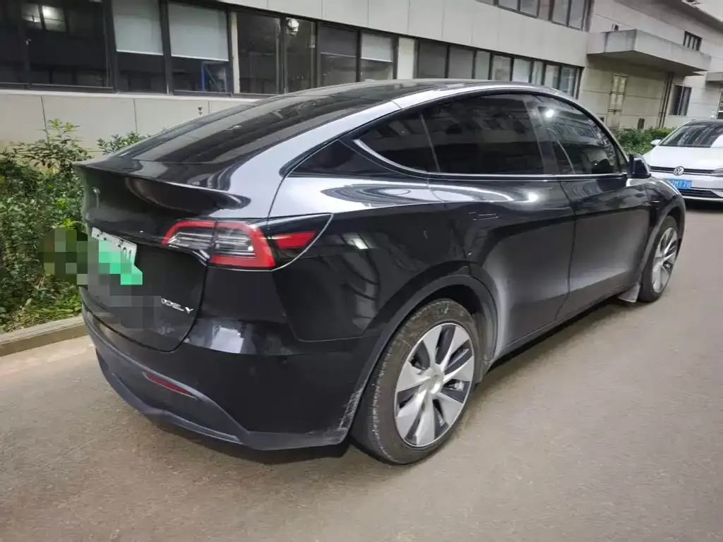 Tesla Model Y 2022 из CN, фото 2