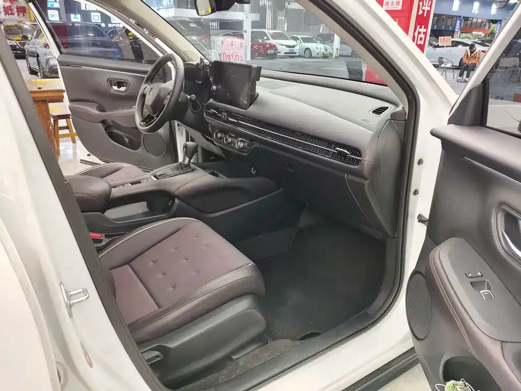 Honda ZR-V 2024 из CN, фото 6