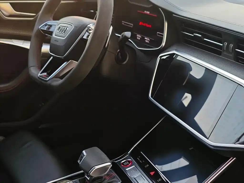 Audi RS 7 2022 из CN, фото 7