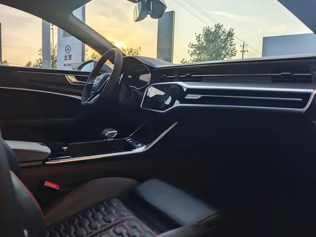 Audi RS 7 2022 из CN, фото 4
