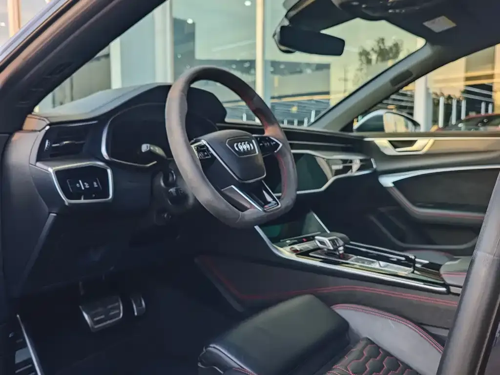 Audi RS 7 2022 из CN, фото 3