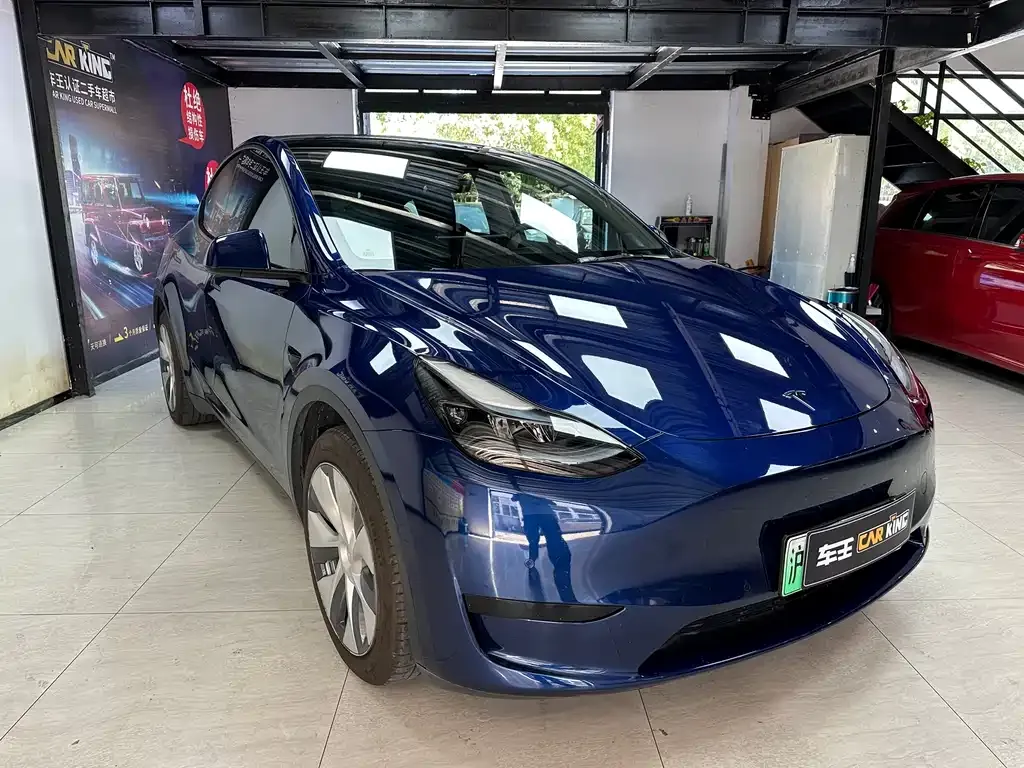 Tesla Model Y — фото 5