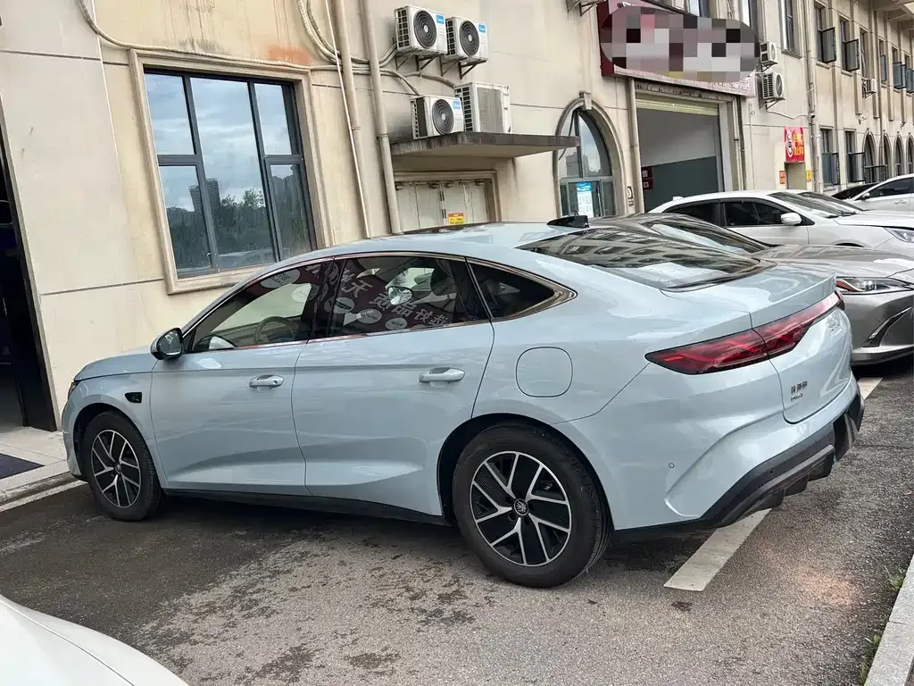 BYD Qin L — фото 7