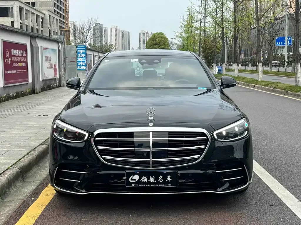 Mercedes-Benz S-Class — фото 1