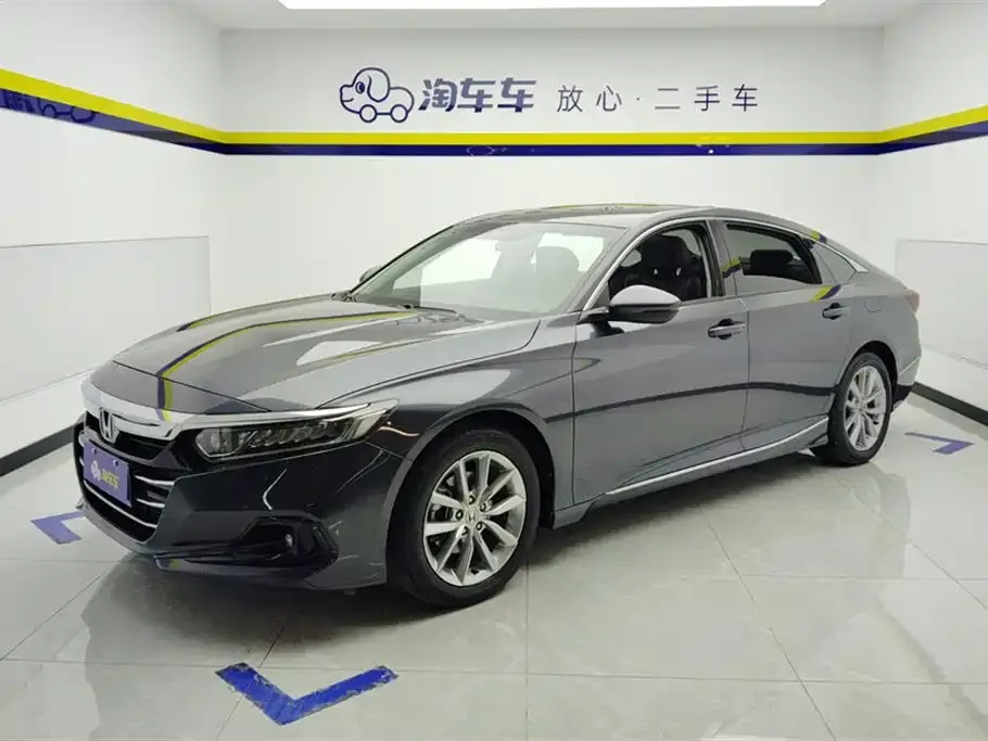 Honda Accord — фото 1