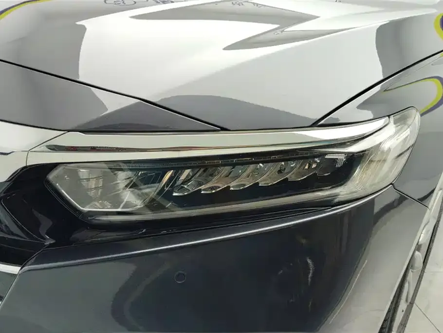 Honda Accord — фото 4