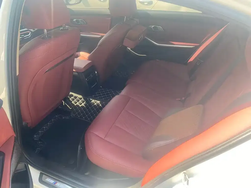 BMW 3 Series 2023 из CN, фото 3