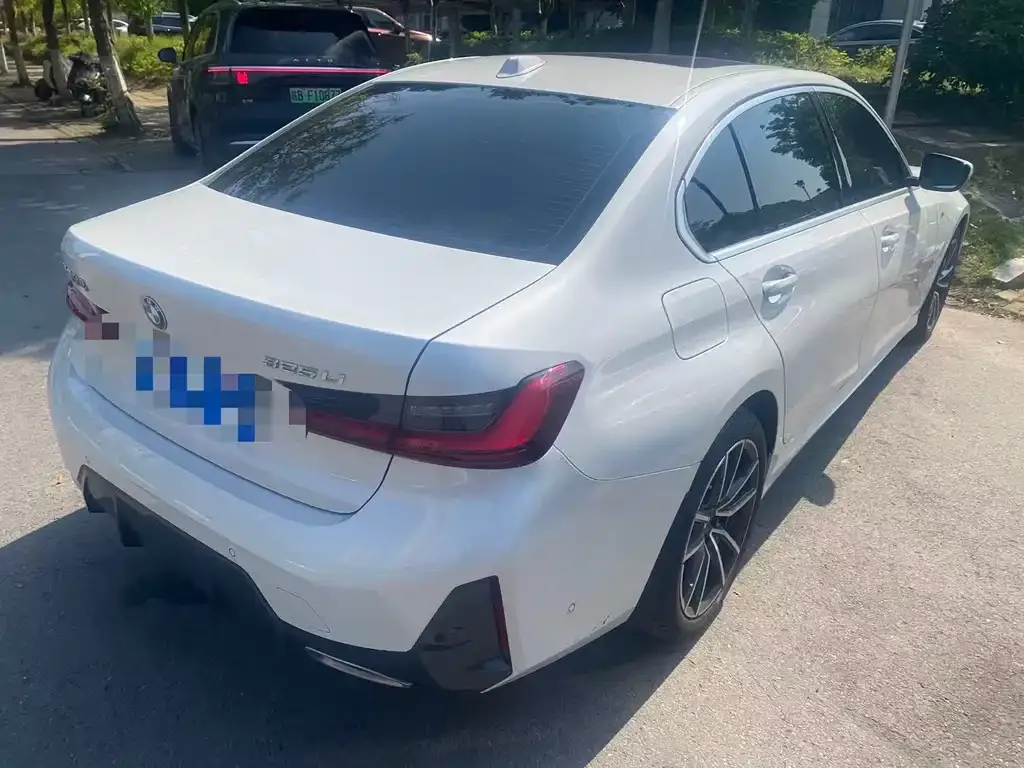 BMW 3 Series 2023 из CN, фото 5