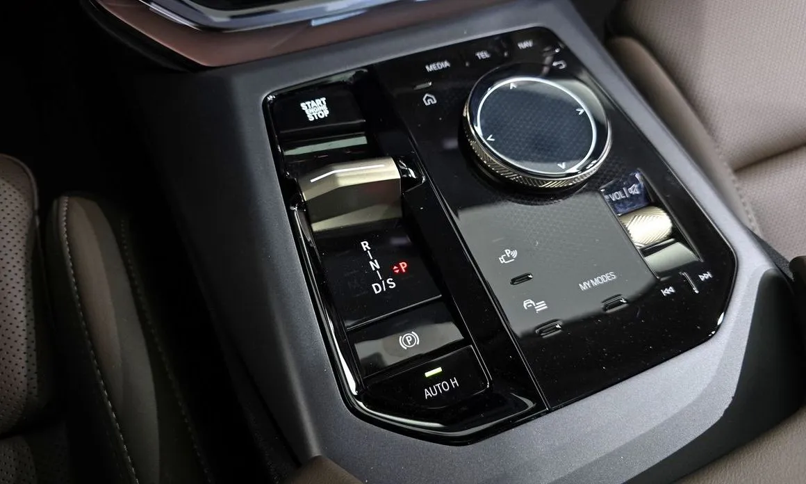 BMW X3 — фото 7