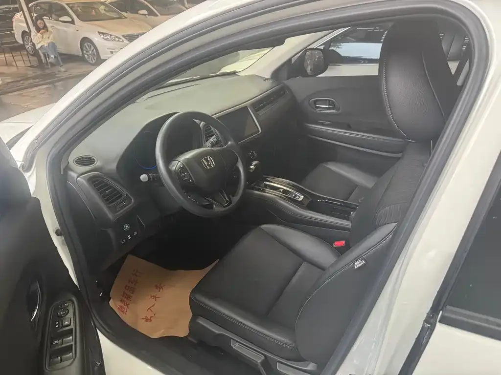 Honda Vezel 2022 из CN, фото 8