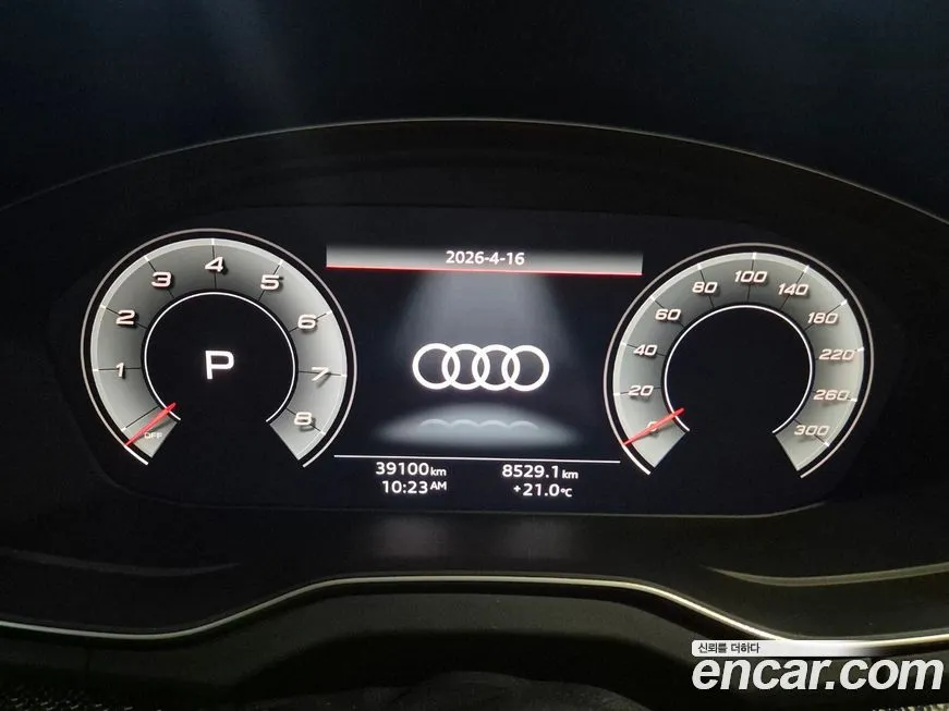 Audi SQ5 2023 из KR, фото 6