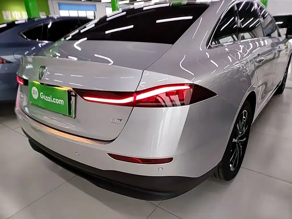Roewe D7 2025 из CN, фото 4
