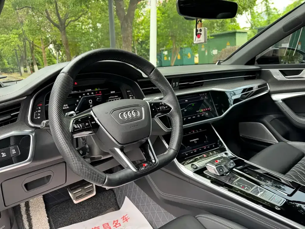 Audi A7 — фото 9