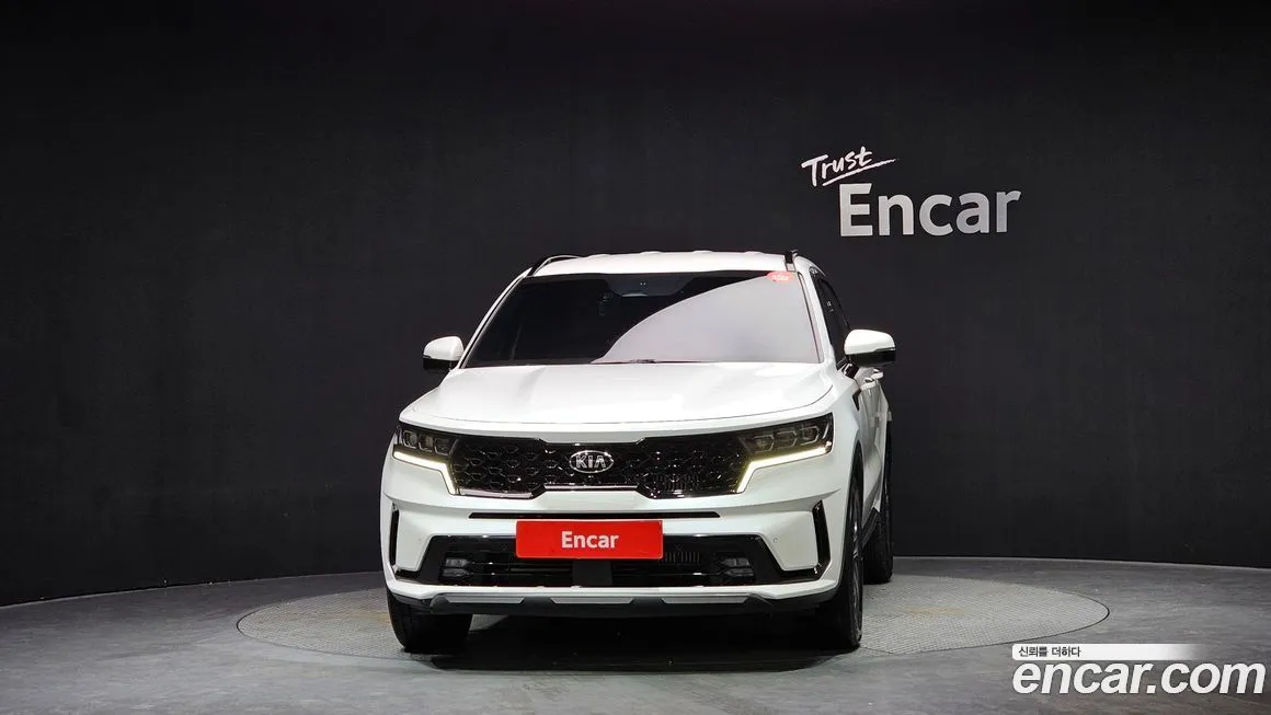 Kia Sorento — фото 6