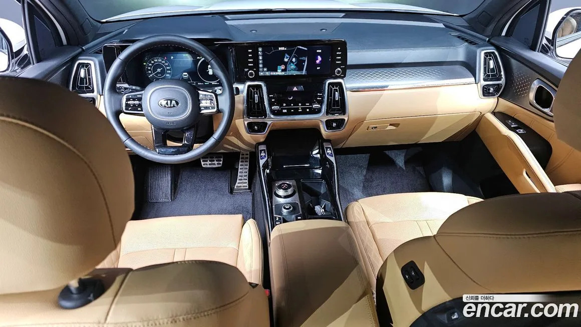 Kia Sorento — фото 10
