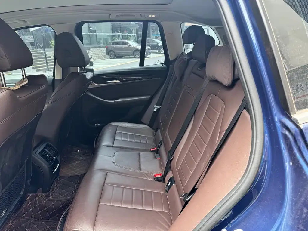 BMW X3 2021 из CN, фото 3