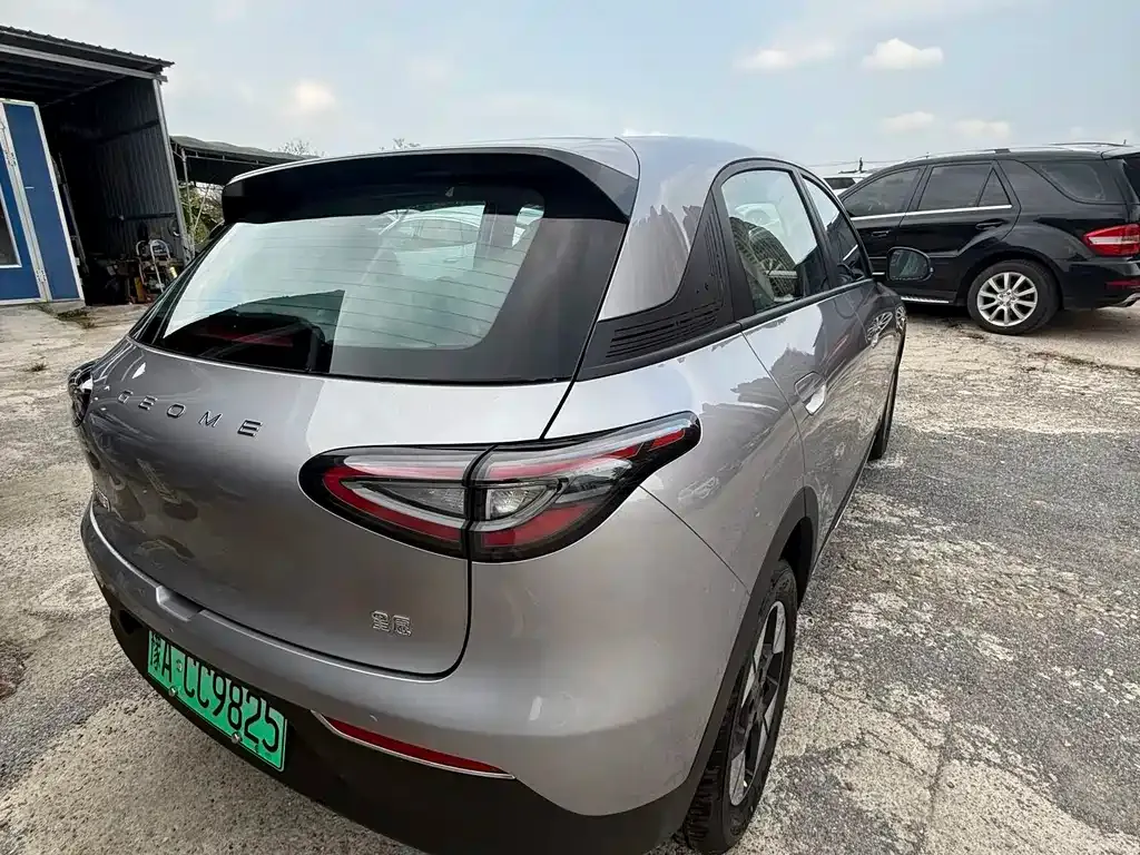 Geely Starburst — фото 4