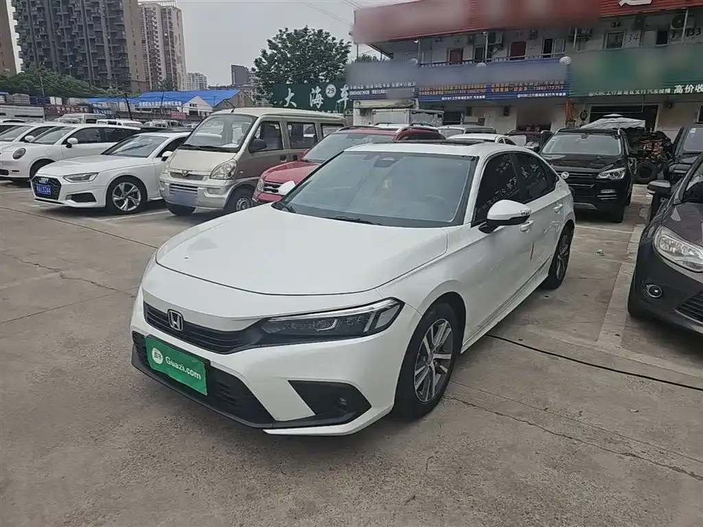 Honda Civic — фото 1