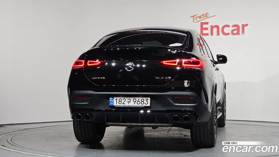 Mercedes-Benz GLE-Class — фото 9