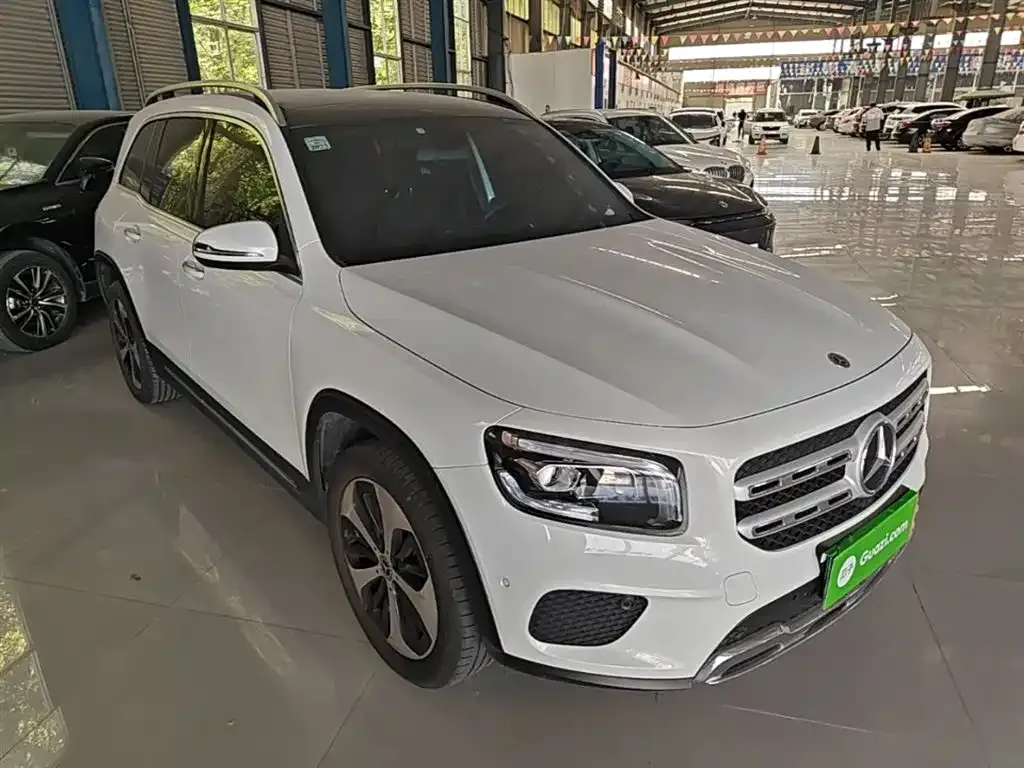 Mercedes-Benz GLB — фото 6
