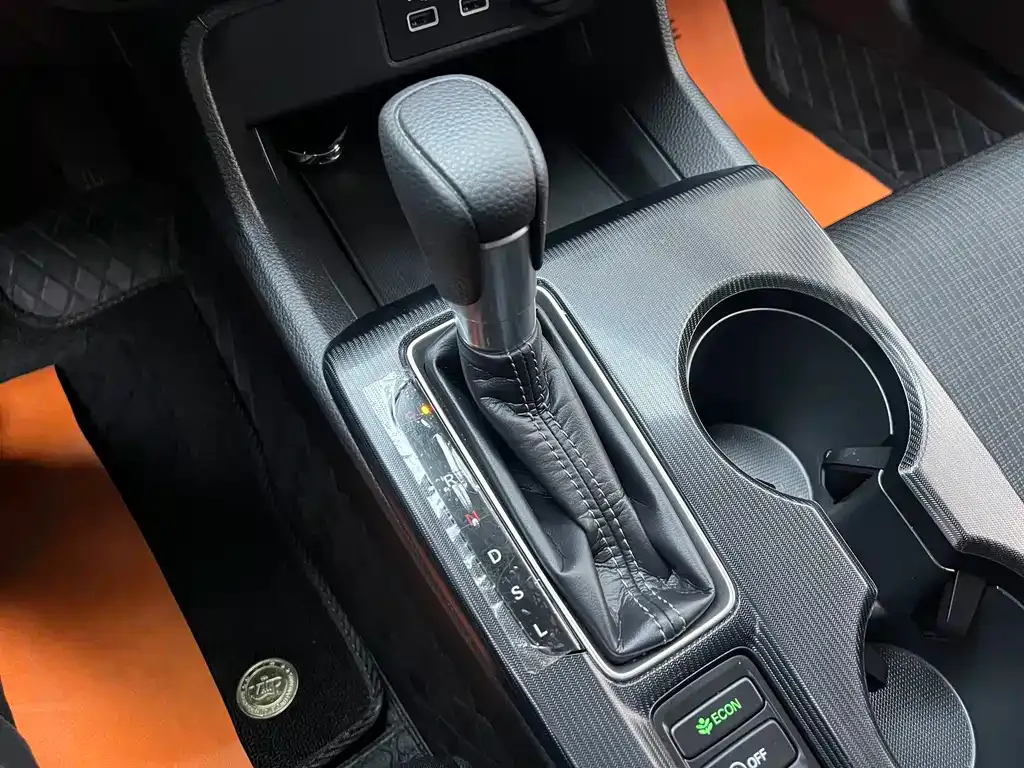 Honda Civic — фото 7