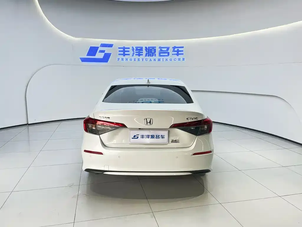 Honda Civic — фото 2