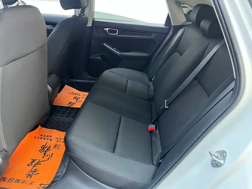 Honda Civic — фото 10