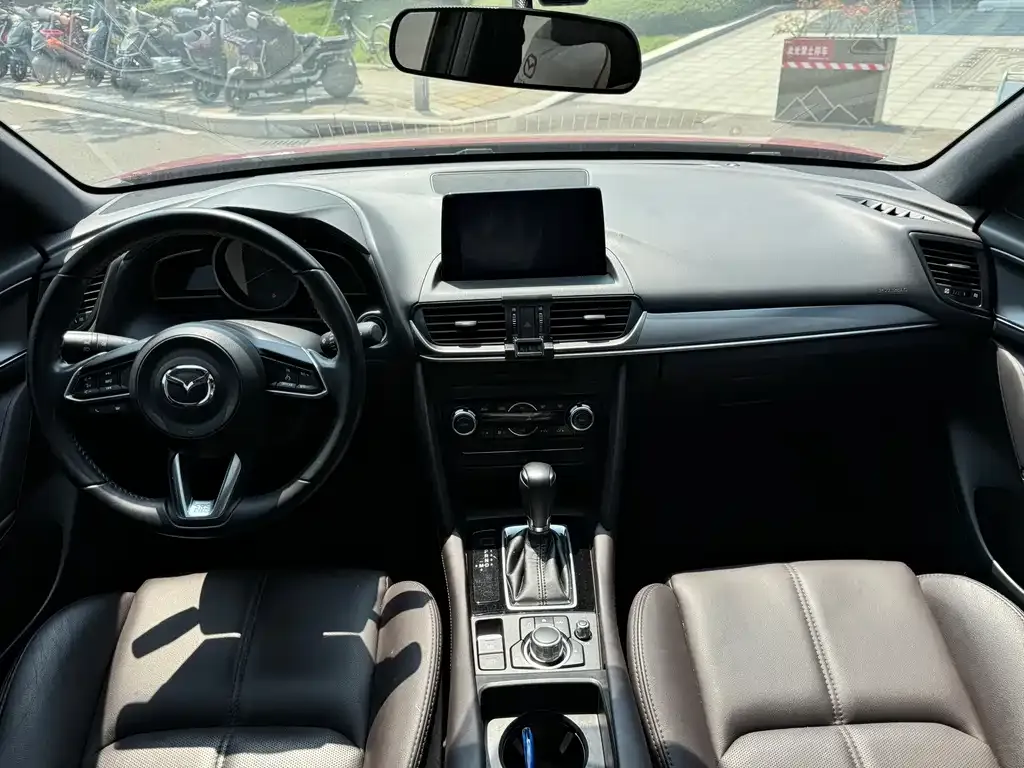 Mazda CX-4 2021 из CN, фото 9