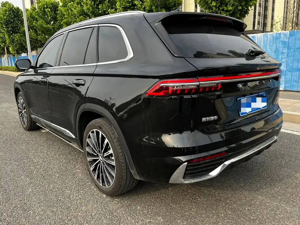 Geely Xingyue L — фото 3