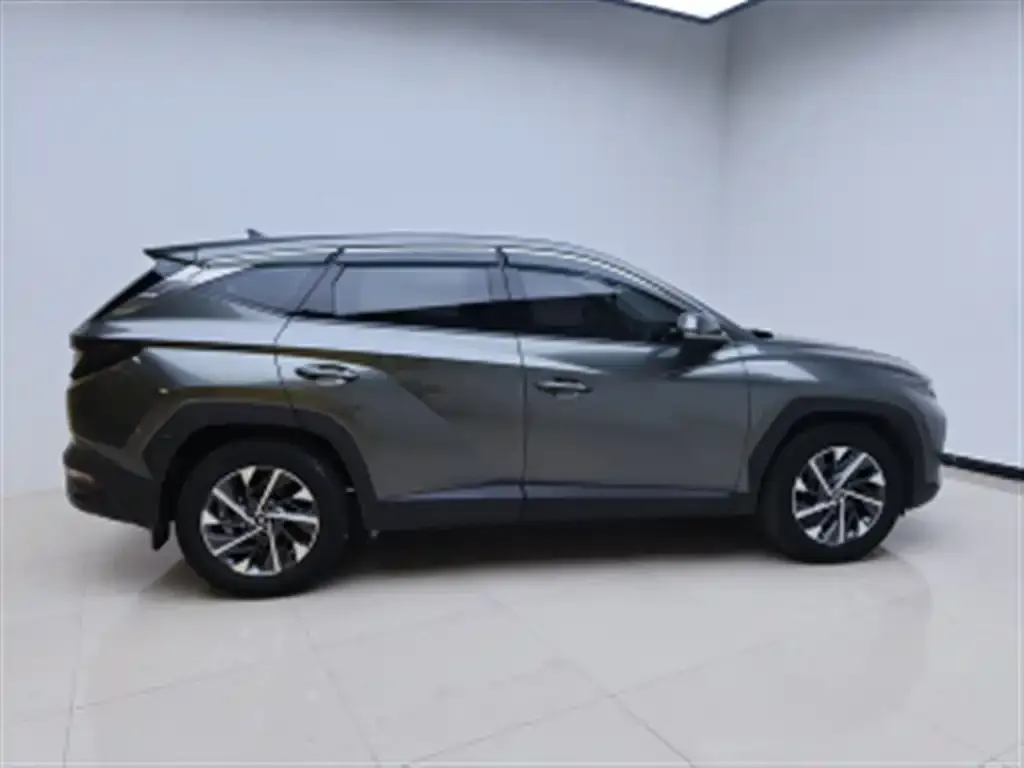 Hyundai Tucson — фото 6
