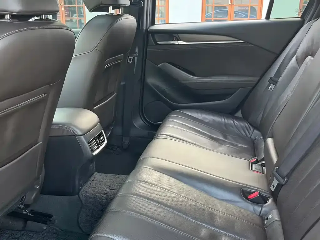Mazda Atenza 2021 из CN, фото 4