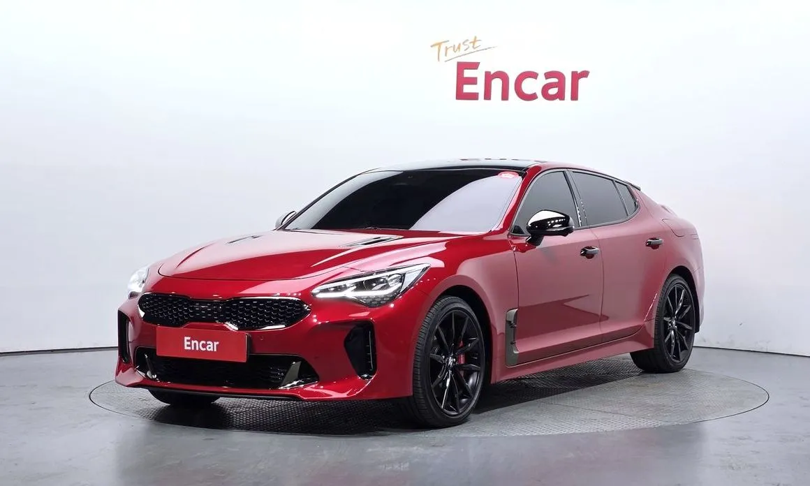 Kia Stinger — фото 1