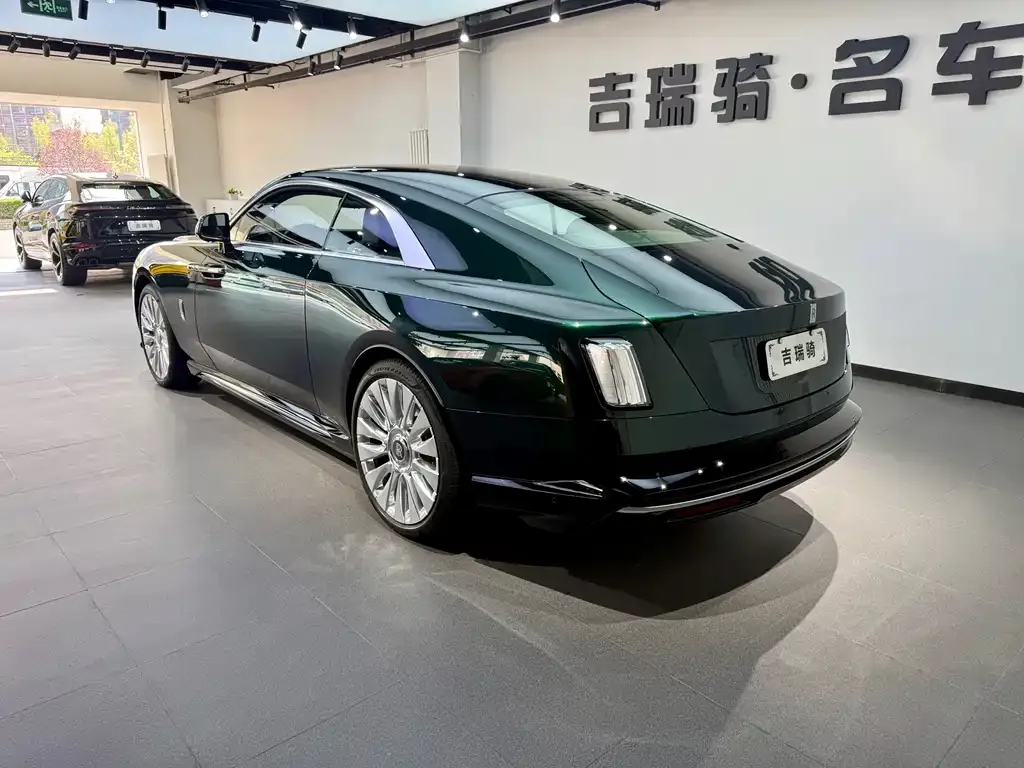Rolls-Royce Phantom 2024 из CN, фото 7