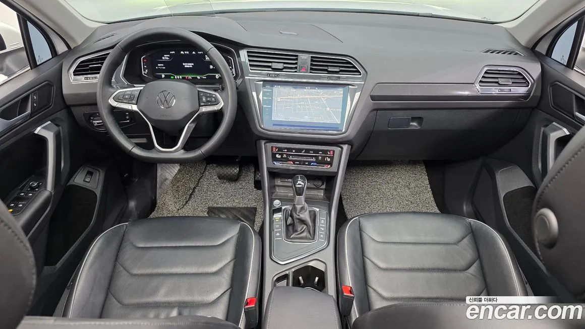 Volkswagen Tiguan — фото 4