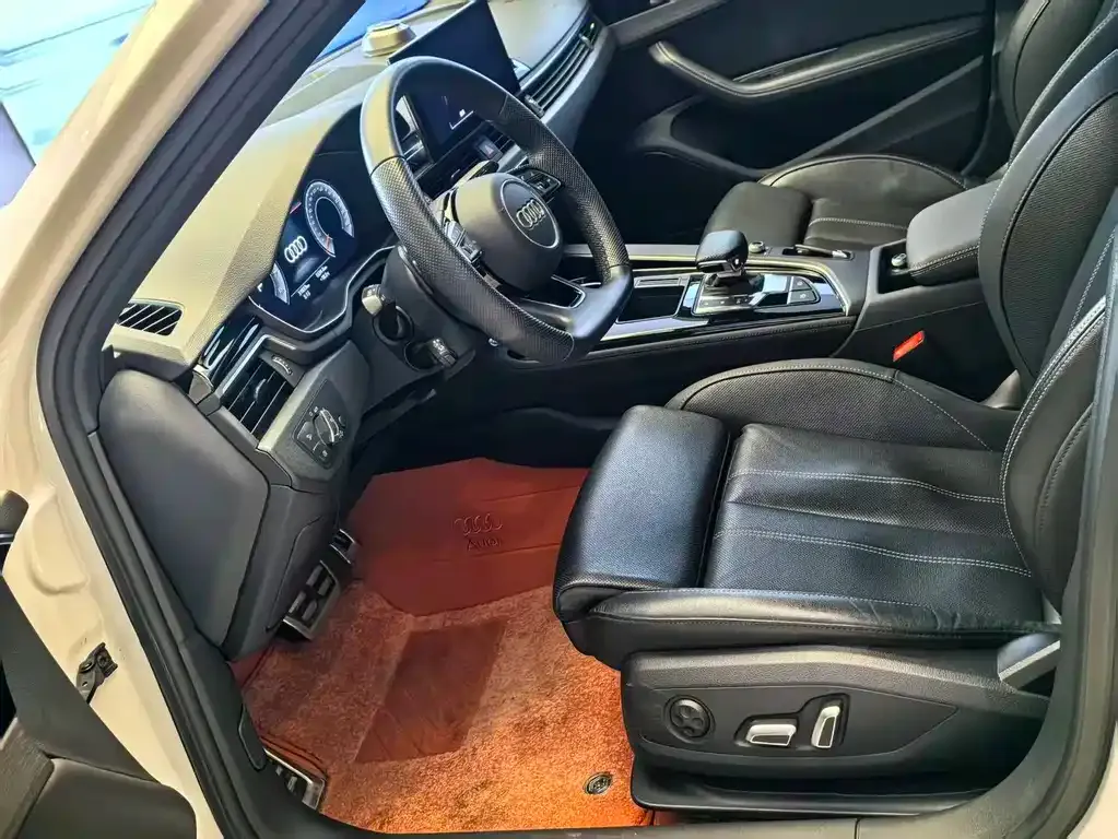 Audi A4L 2024 из CN, фото 10