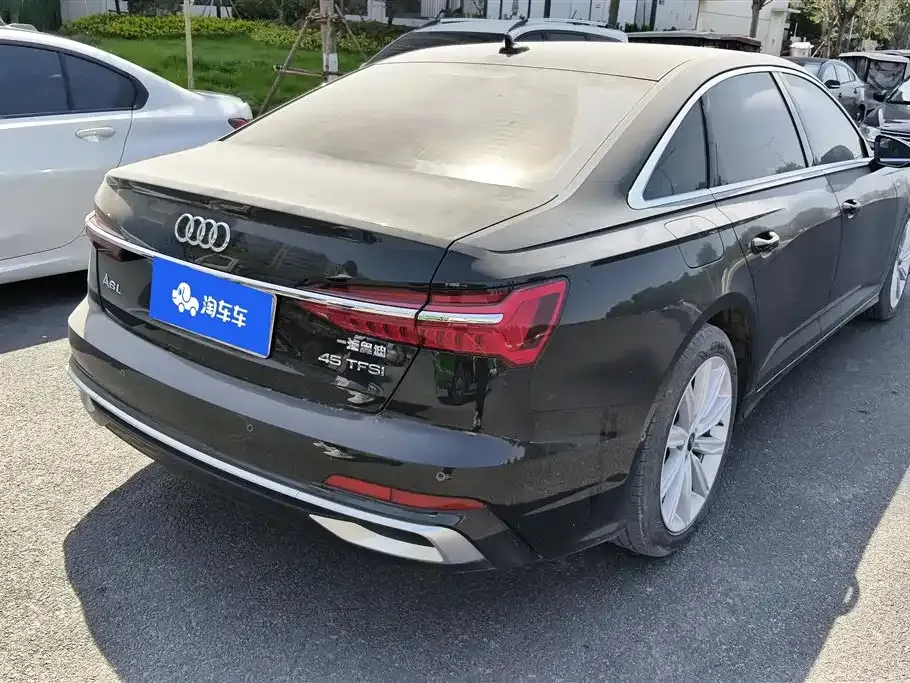 Audi A6L — фото 7