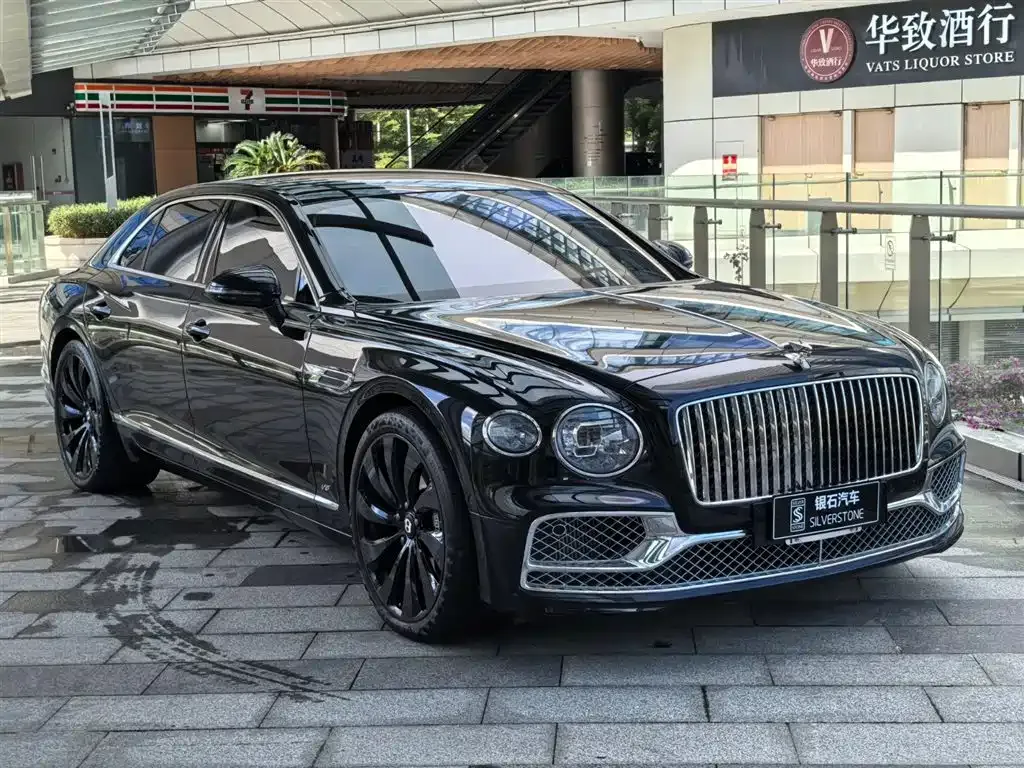 Bentley Flying Spur — фото 7
