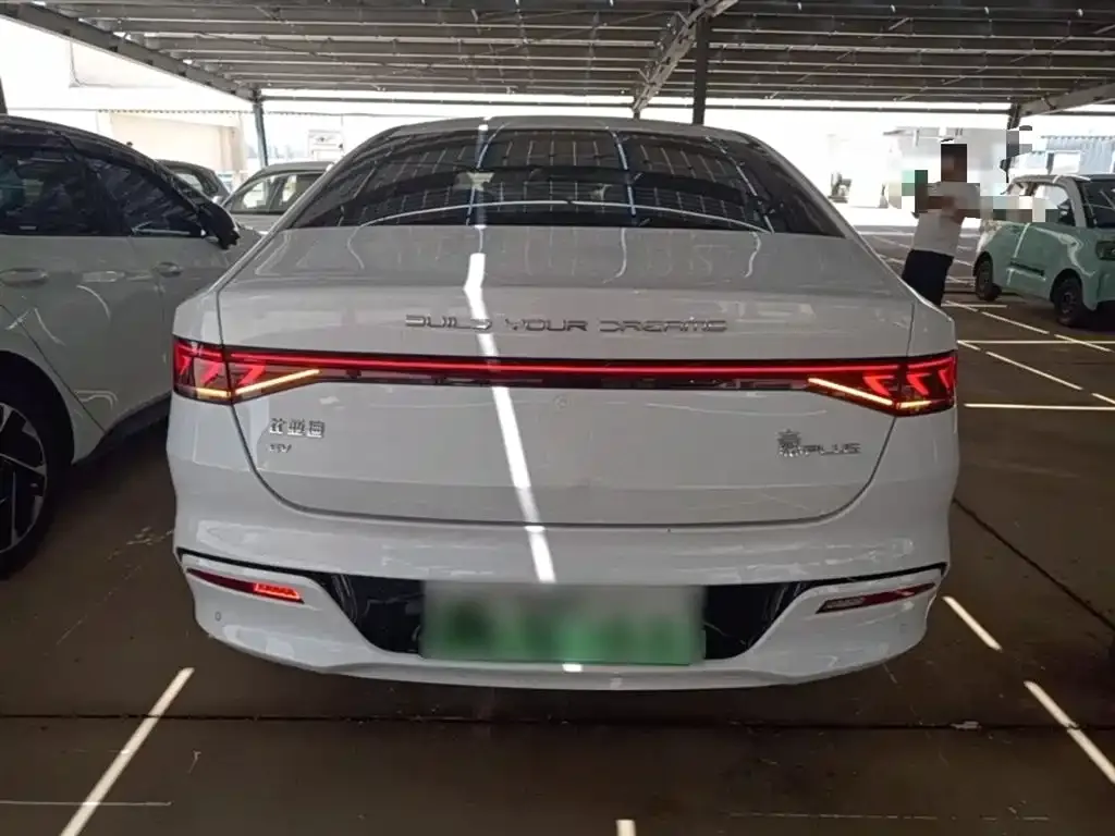 BYD Qin PLUS — фото 6