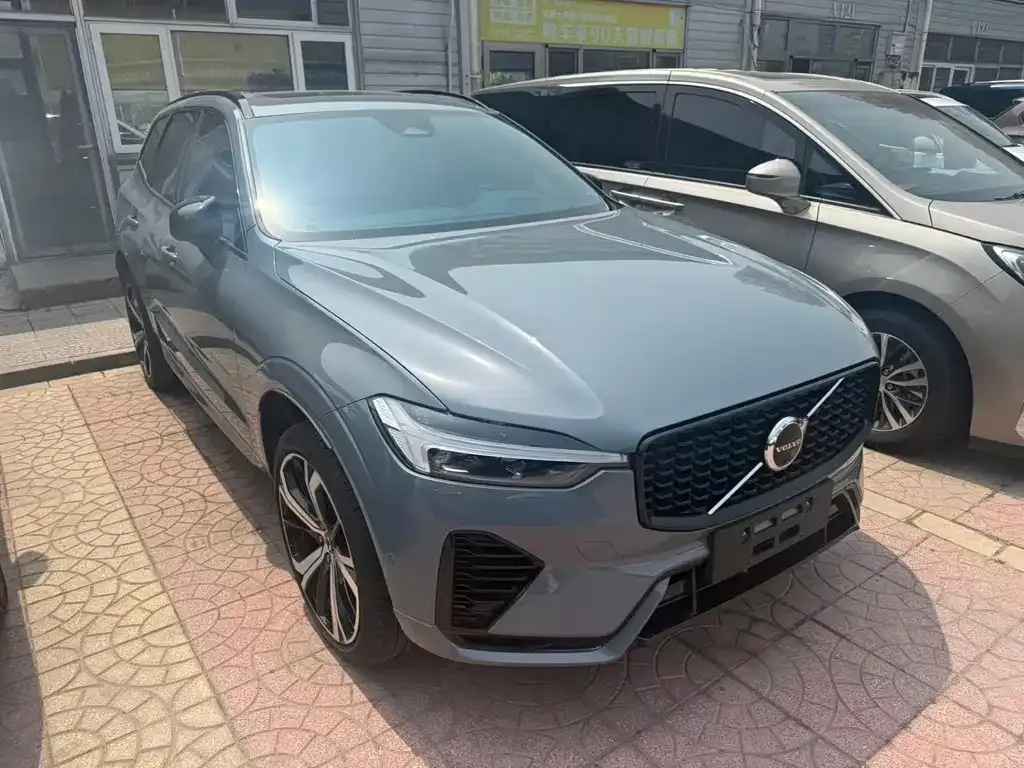 Volvo XC60 PHEV 2023 из CN, фото 10