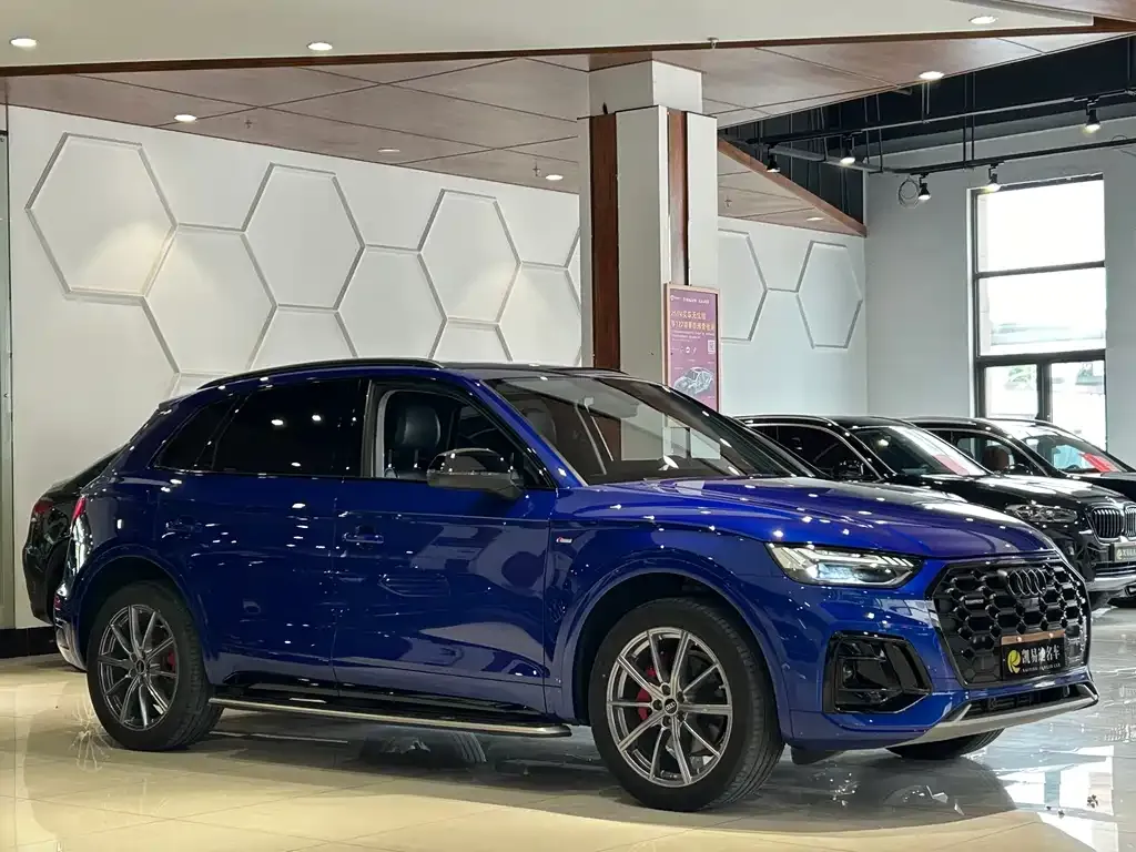 Audi Q5L 2021 из CN, фото 8