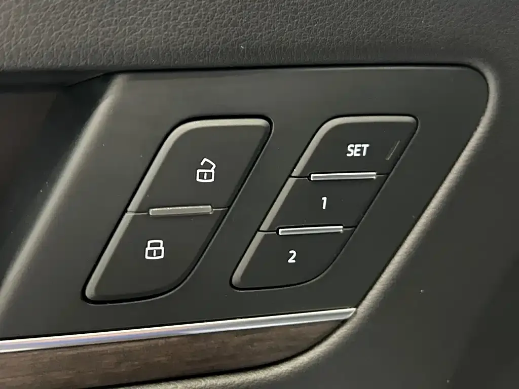 Audi Q5L 2021 из CN, фото 9