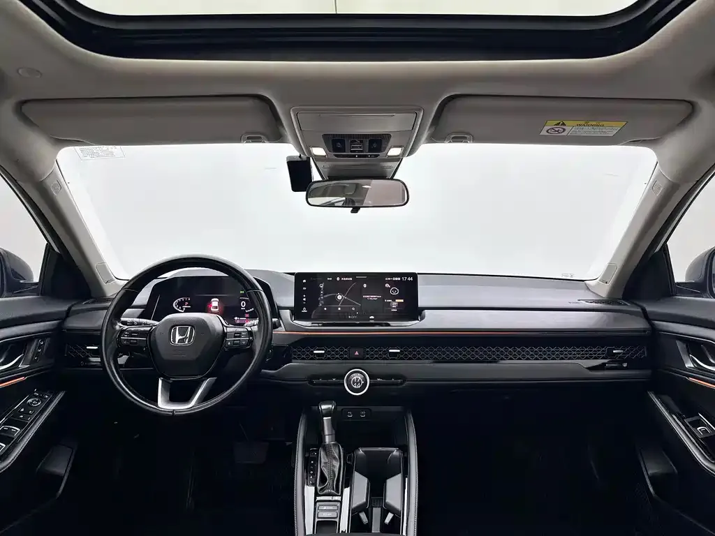 Honda Accord — фото 6