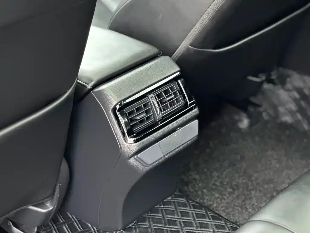 Honda Accord — фото 5